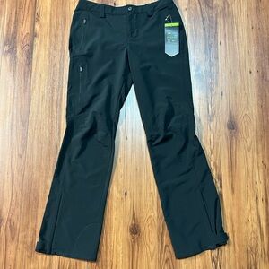 REI Women’s Black Cargo Pants